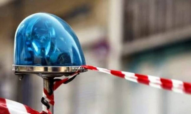 Παλλήνη: 39χρονη επιτέθηκε με μαχαίρι στο φίλο της - Στο νοσοκομείο το θύμα