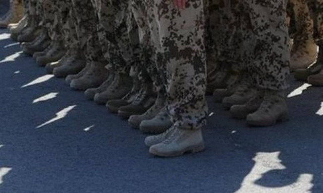 Πρόταση - «βόμβα» (και) για Έλληνες οπλίτες στον γερμανικό στρατό!