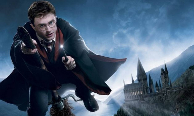 Έχετε το βιβλίο «Ο Χάρι Πότερ και η Φιλοσοφική Λίθος»; Μπορείτε να πάρετε 23.000 ευρώ