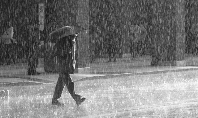 Καιρός: Καταιγίδες, χαλάζι και μποφόρ το Σάββατο - Δείτε πού θα χτυπήσουν τα ακραία φαινόμενα