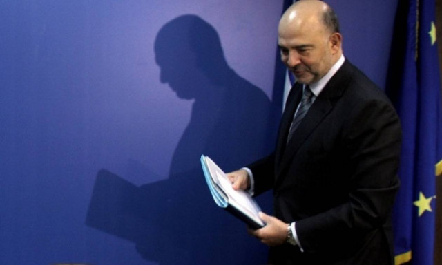 Σταδιακή χαλάρωση των capital controls «βλέπει» η Κομισιόν