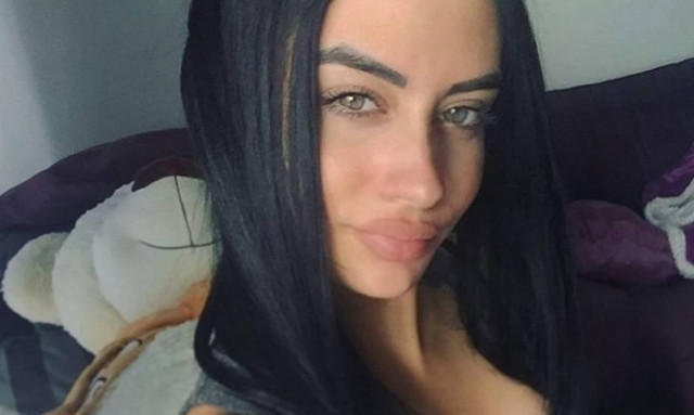 Η σέξι φαρμακοποιός που στάζει… φαρμάκι (pics)