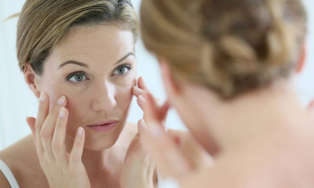 Τα 4 προϊόντα ομορφιάς που δεν πρέπει να παραλείπεις μετά τα 40
