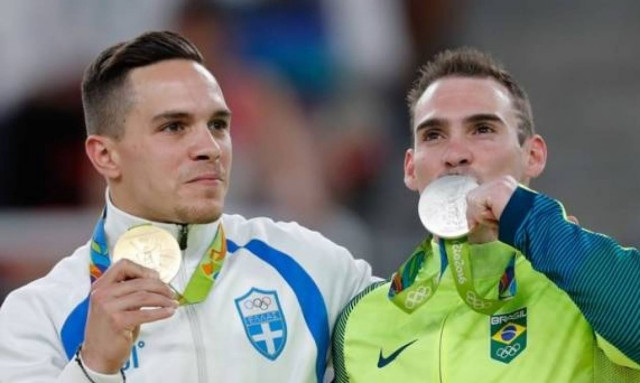 «Ο άρχοντας των Δακτυλιδιών»: Ο ξένος Τύπος αποθεώνει τον Πετρούνια