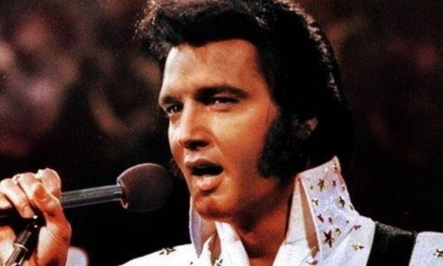 Σαν σήμερα το 1977 πεθαίνει ο Έλβις Πρίσλεϊ