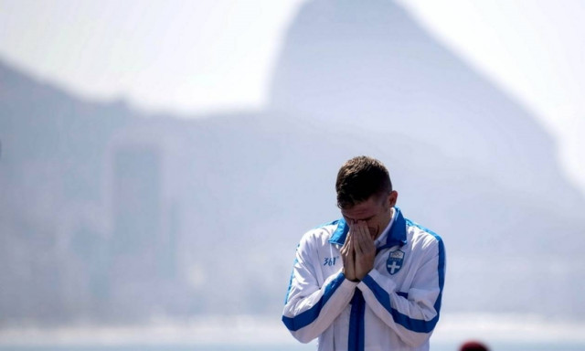 Ολυμπιακοί Αγώνες 2016: Αποθεωτική υποδοχή για τον Σπύρο Γιαννιώτη στο Ολυμπιακό χωριό (vid)