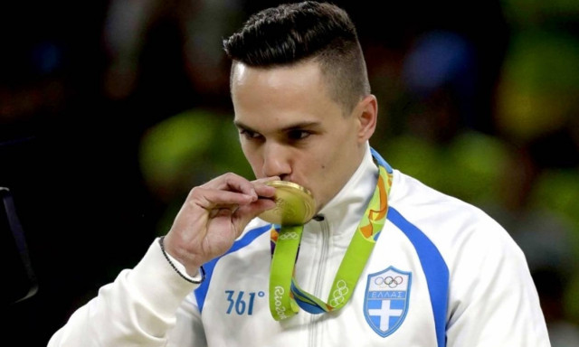 Λευτέρης Πετρούνιας: Έτσι έγραψε Ιστορία