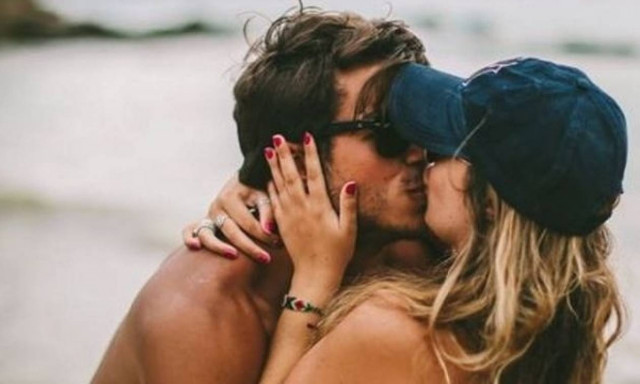 Πέντε πράγματα που εσύ βρίσκεις σέξι αλλά οι άνδρες εντελώς γελοία