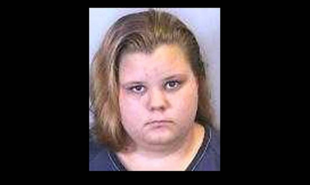 ΣΟΚ: Αυτή είναι η 18χρονη που ανάγκαζε το σκύλο της να της κάνει στοματικό έρωτα!