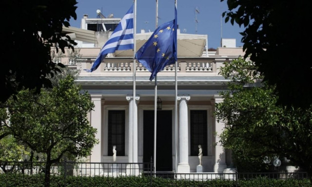 Μαξίμου: Αντικείμενο άθλιας πολιτική εκμετάλλευσης η τραγωδία στην Αίγινα