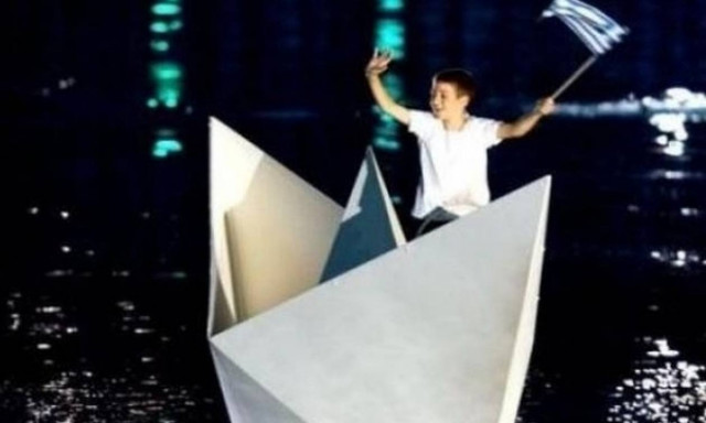 Δείτε πώς είναι σήμερα ο πιτσιρικάς που άνοιξε του Ολυμπιακούς Αγώνες της Αθήνας