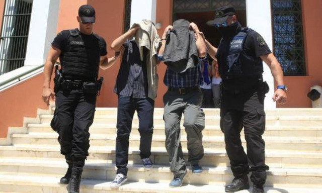 Εξετάστηκε το αίτημα ασύλου ενός εκ των οκτώ Τούρκων στρατιωτικών