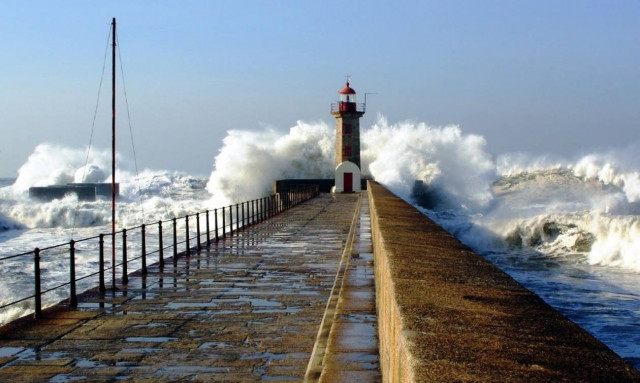 Παγκόσμια Ημέρα Φάρων: Το πολεμικό ανοίγει σήμερα 21/8 για το κοινό 30 φάρους
