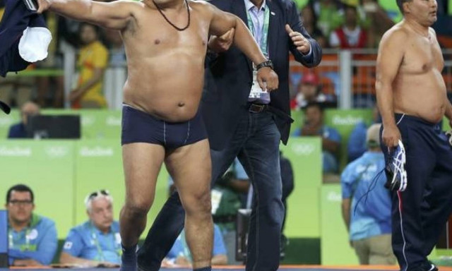 Ρίο 2016: Έχασαν το μετάλλιο και άρχισαν το… στριπτίζ (video)