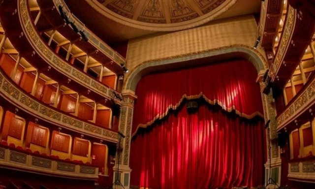 Πέθανε από ανακοπή γνωστή Ελληνίδα ηθοποιός