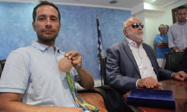 Οργή Κουρουμπλή στη βράβευση Μάντη: Άδικα και μικρόψυχα αυτά που γράφονται για Ολυμπιονίκες