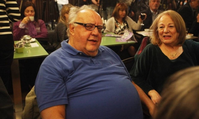 Δεν σταματά να προκαλεί ο Πάγκαλος: Βρήκε την ταβέρνα «μαζί τα φάγαμε» και τρολάρει (photo)