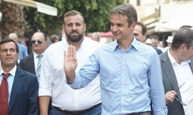 «Άνοιξαν οι ουρανοί» κατά την περιοδεία Μητσοτάκη στη Ζάκυνθο (pics)