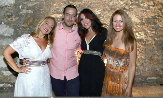 Πανσέληνος στη Μάνη με την μαγευτική φωνή της Σίας Κοσκινά