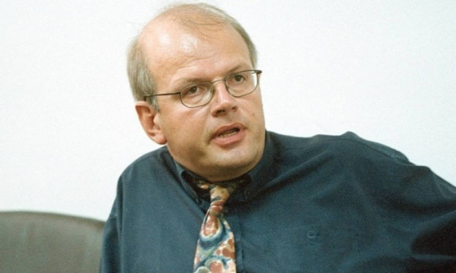 Ο Τσελέντης προειδοποιεί: Υπάρχουν ρήγματα στην Ελλάδα που φορτώνουν