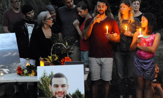 Σε νέο αναβρασμό οι ΗΠΑ μετά το θάνατο κωφού από αστυνομικά πυρά (videos)