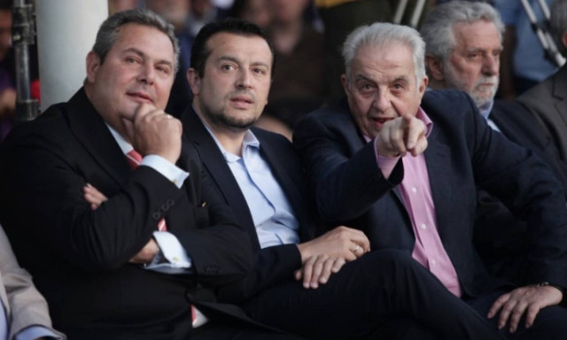 Τηλεοπτικές άδειες: Ο Παππάς «αδειάζει» Καμμένο για τις καταγγελίες περί μαύρου χρήματος!