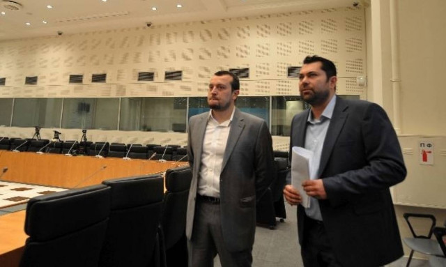 Δήλωση - βόμβα του Κρέτσου: Οι σημερινές τηλεοπτικές άδειες θα είναι προσωρινές!