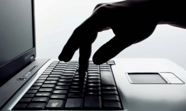 Τι αλλάζει το facebook μετά από καταγγελίες χιλιάδων χρηστών;