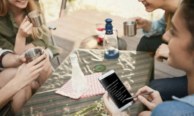 Το iPhone 7 και οι επίδοξοι ανταγωνιστές του