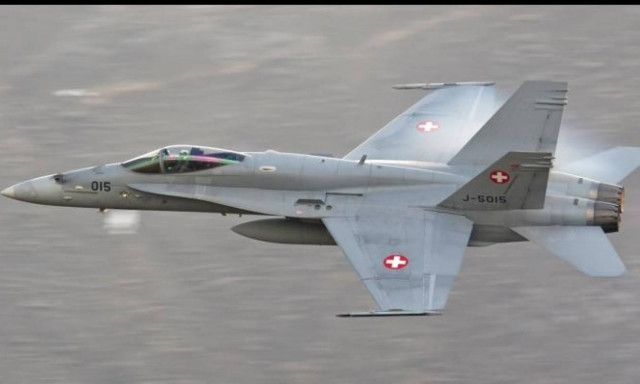 Βρέθηκαν τα συντρίμμια του μαχητικού - Αναζητείται ο πιλότος