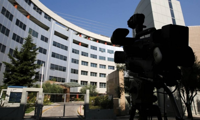 Τηλεοπτικές άδειες: Όλη η αλήθεια για τους «έγκλειστους» της Καλλιθέας