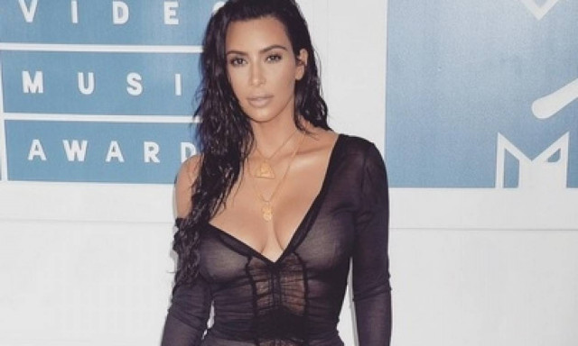 Με αυτήν τη δίαιτα η Κιμ Καρντάσιαν έμεινε μισή αλλά… πληθωρική! (photos)