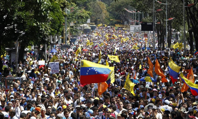 Βενεζουέλα: Ηχηρό μήνυμα - Πάνω ένα εκατομμύριο άνθρωποι διαδήλωσαν κατά του Μαδούρο (Pics & Vids)