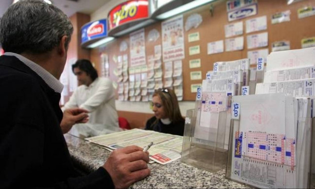 Κλήρωση Τζόκερ: Αριθμοί και συστήματα για τα 600.000 ευρώ