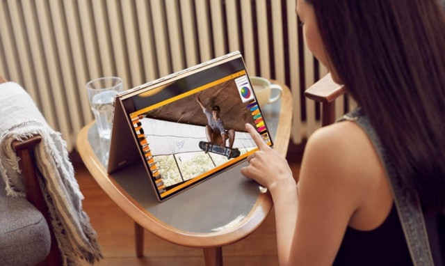 IFA 2016: Η νέα γενιά φορητών υπολογιστών είναι πιο… ευέλικτη