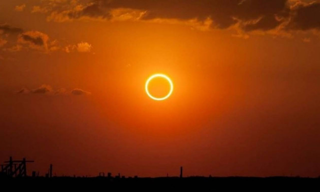 Έκλειψη ηλίου: Οι εντυπωσιακές εικόνες από το «δαχτυλίδι της φωτιάς»