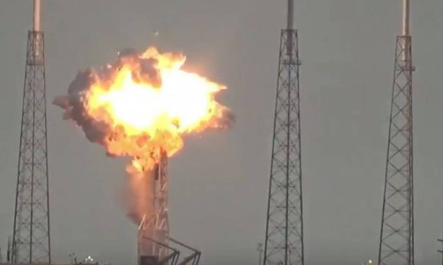Βίντεο ντοκουμέντο: Η στιγμή της έκρηξης του πυραύλου στο Ακρωτήριο Κανάβεραλ