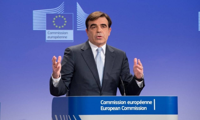 Ευρωπαϊκή Επιτροπή: Δεν υπάρχει νομοθεσία σε επίπεδο ΕΕ για τις τηλεοπτικές άδειες