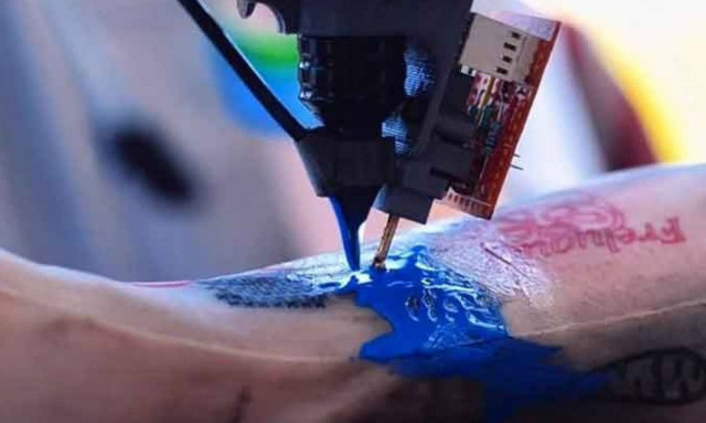 Ένας στους δέκα Ευρωπαίους έχει τατουάζ