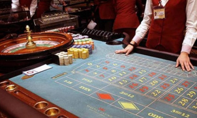 Έλληνας παρουσιαστής έγινε «στόχος» στο Καζίνο στην Πάρνηθα