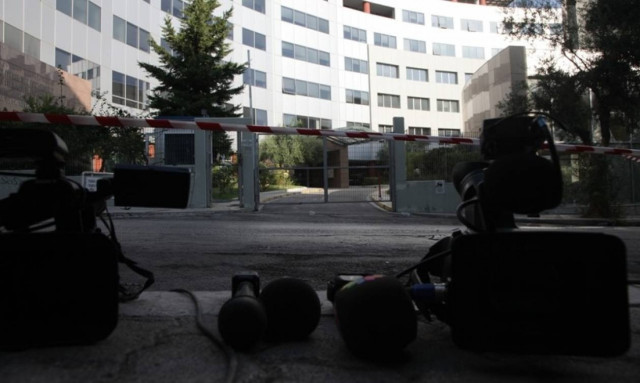 Τηλεοπτικές άδειες: Ο Τσίπρας κερδίζει, το κράτος χάνει λεφτά!