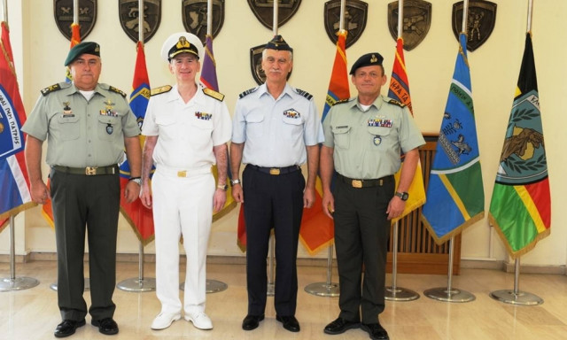 Επίσκεψη Διοικητών Μειζόνων Επιχειρησιακών Διοικήσεων στην ΑΣΔΕΝ (pics)