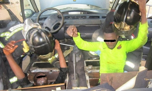 Ισπανία: Μετανάστες βρέθηκαν σε άθλια κατάσταση κρυμμένοι κάτω από καθίσματα αυτοκινήτου (vid)