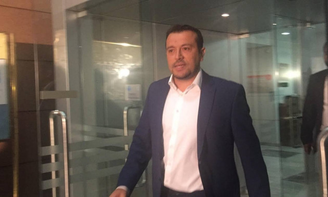 Τηλεοπτικές άδειες: Σκληρό «πόκερ» μεταξύ Παππά και καναλαρχών - Οι απαιτήσεις των δυο πλευρών