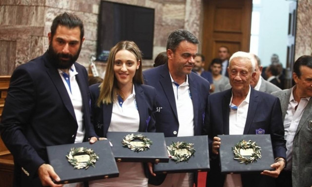 Βουλή: Τη συμπαράσταση της Πολιτείας ζήτησαν οι αθλητές των Ολυμπιακών Αγώνων