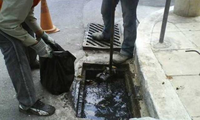 Περιφέρεια Αττικής: Εντολή για καθαρισμό των φρεατίων