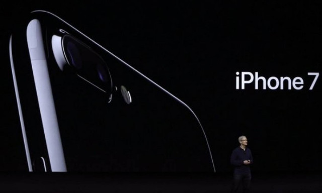 Αυτό είναι το iphone 7: Αδιάβροχο, με τέλεια κάμερα και ασύρματα ακουστικά! (pics+vid)