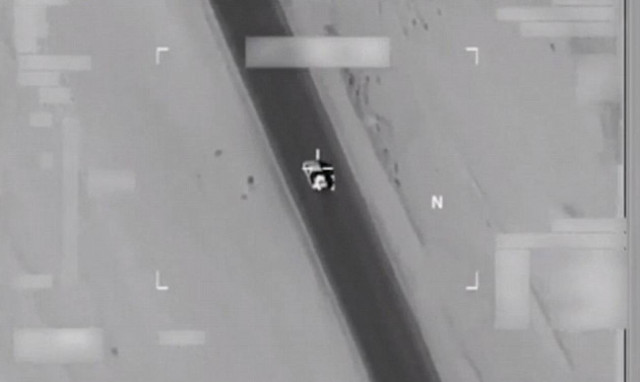 Εντυπωσιακό βίντεο: Αμερικανικό αεροσκάφος διαλύει φορτηγό με τζιχαντιστές