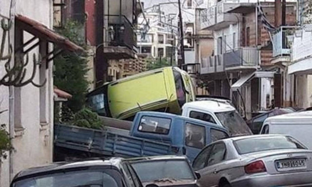 Κακοκαιρία: Μεγάλες οι ζημιές στην πόλη της Καλαμάτας - Ξεκίνησε η καταγραφή