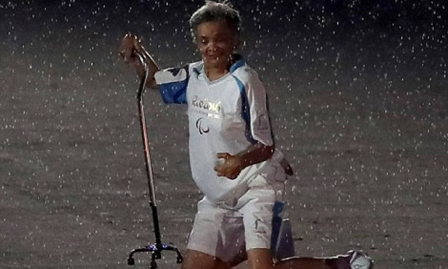 Παραολυμπιακοί Αγώνες 2016: Συγκλονιστικό! Έπεσε, σηκώθηκε και αποθεώθηκε (video)